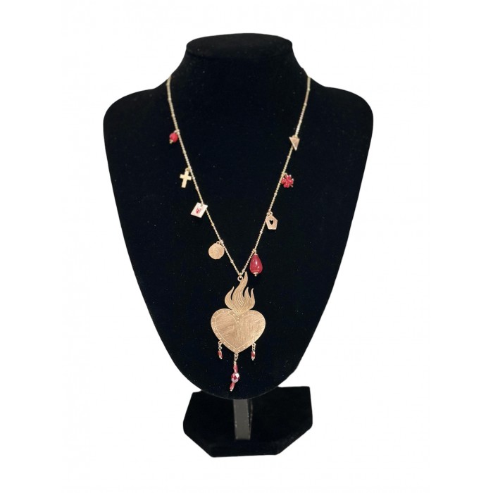 Collana in argento con charms e gemme rosse
