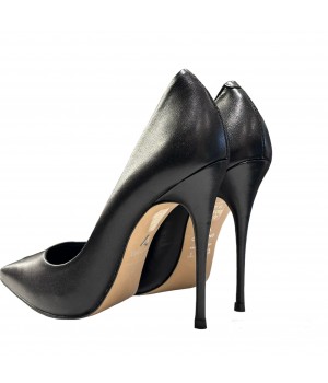 Carrano Shoes décolleté in pelle nere 404003